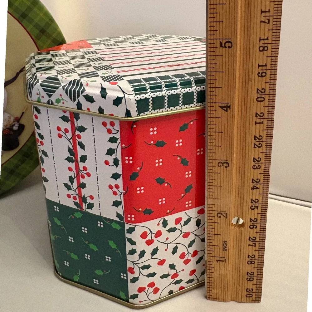 3‎ Vintage Christmas Tins Nutcracker Snowman Patchwork Holiday Decor Storage